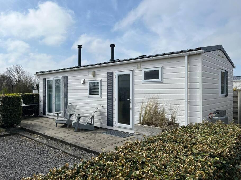 Chalet + Tiny House Nabij Strand Petten Exterior foto