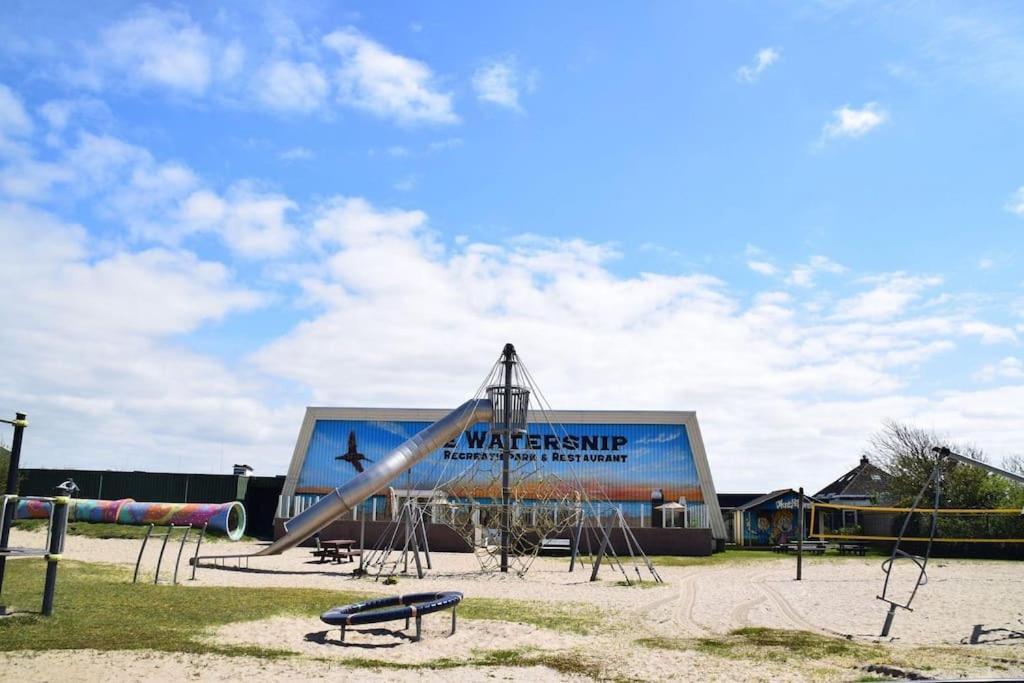 Chalet + Tiny House Nabij Strand Petten Exterior foto
